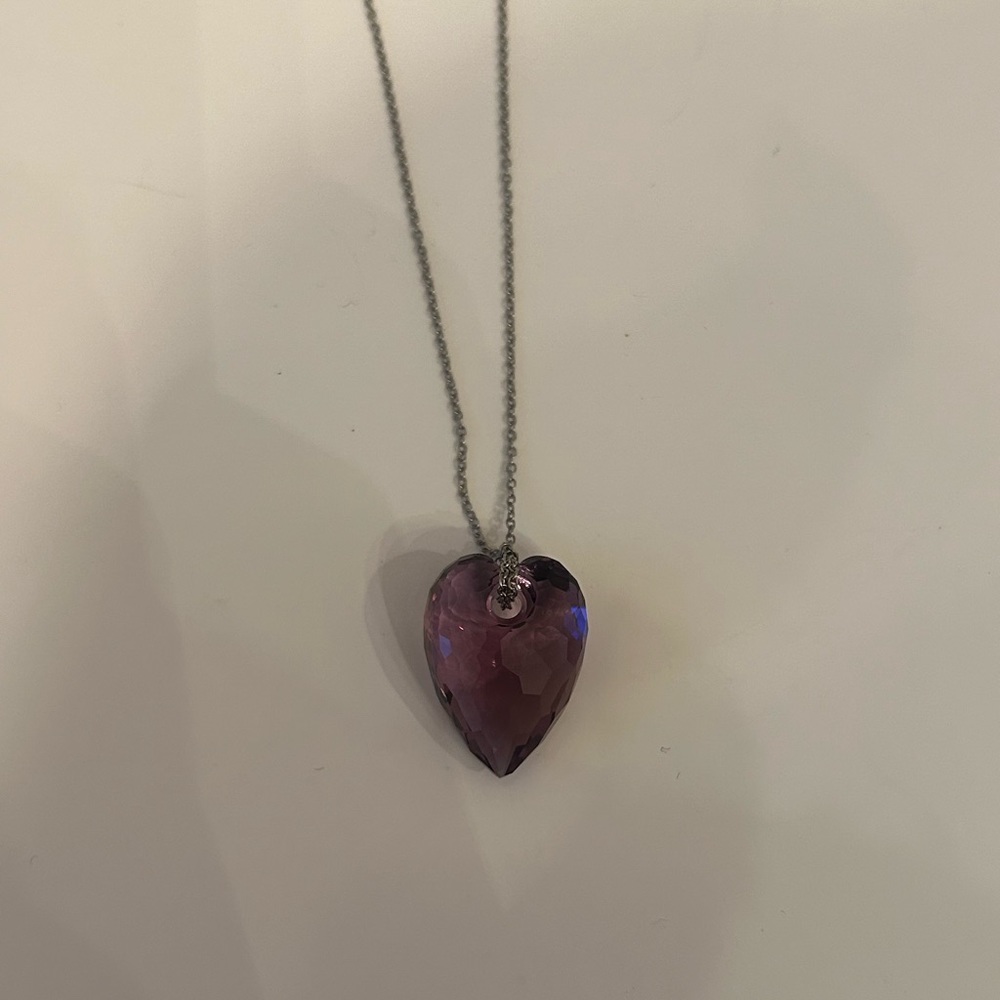 SAWROVSKI HEART PENDANT NECKLACE